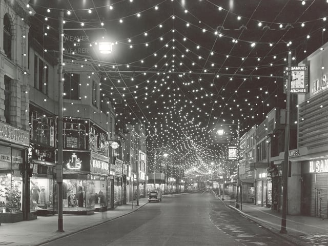Commercial Road, Portsmouth in 1956.Picture: Wright & Logan Photographers