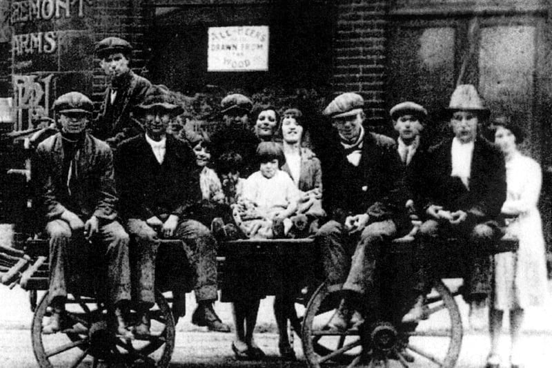 Landport before the war Sent in by Fred Harris we see locals from Landport before the war. They are located outside of the Egremont pub in Crasswell Street which is now offices.  Left to Right Fred Newby - Jack Harris (driver) - James Harris - anon - anon - Ada Harris - Teddy Mills - Charlie Newby - George Harris - Nelly Harris.