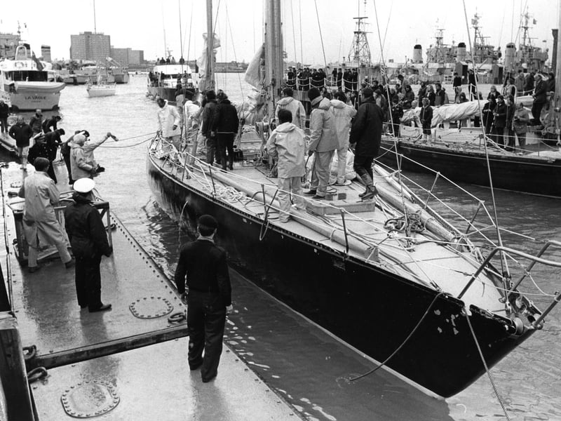 Yachts athe HMS Vernon before the Round the World race, 1987. The News PP4547