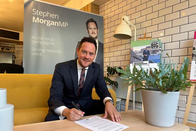 Stephen Morgan MP signing the Repair & Reuse Declaration in 2023