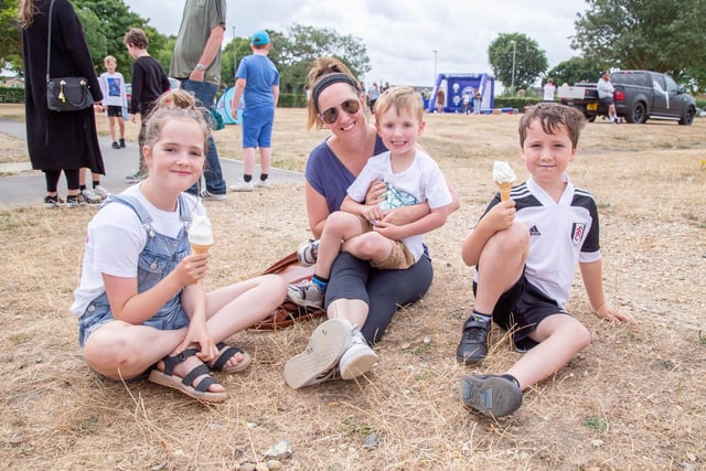 Jenny Thompson with her children, Lexi 11, Miller 5 and Miles 9 having ice cream