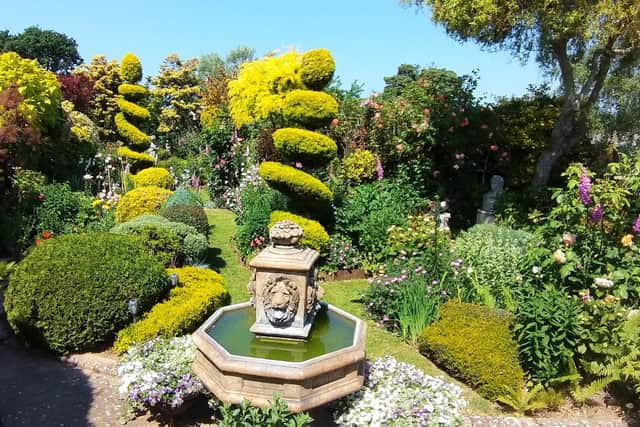 Winner- Best Garden: Alan Howsam and John Hooper