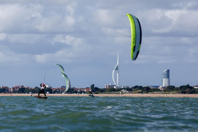 The Formula Kite European Championships start in Portsmouth, Southsea on Thursday 21st September 2023

Pictured: Kite surfer sails past Spinnaker Tower
Picture: Habibur Rahman