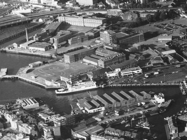 HMS Vernon now Gunwharf Quays Amazing to think that HMS Vernon was still in situ in the mid 1990s as seen in this picture sent in by Dave Roberts.