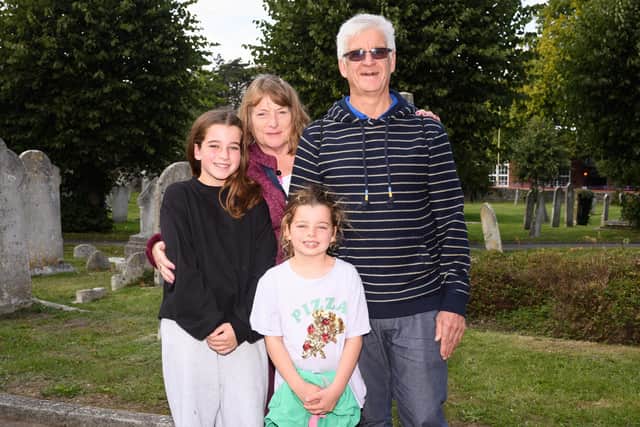 Pictured is: Lilly, Matilda, Vanesa and Paul Keep from Fareham came to the service to pay their respects.

Picture: Keith Woodland (180921-8)