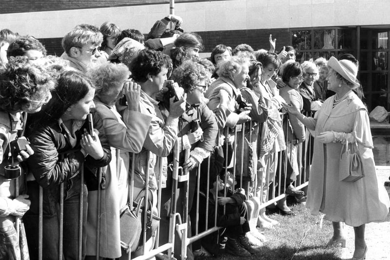 The Queen Mother leaving the D-Day museum and greeting the crowd in Jun 1984. The News PP4020