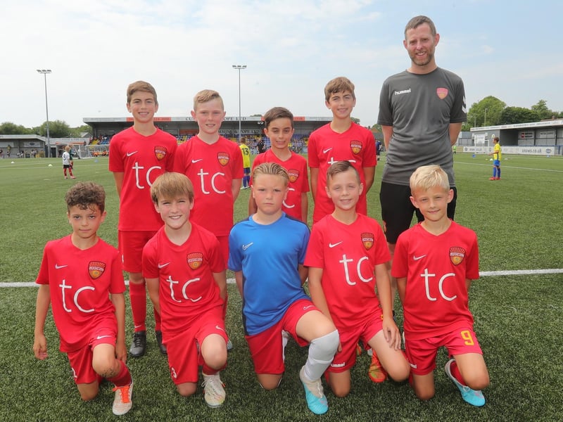 Bishop's Waltham Under-10s. Picture by Dave Haines
