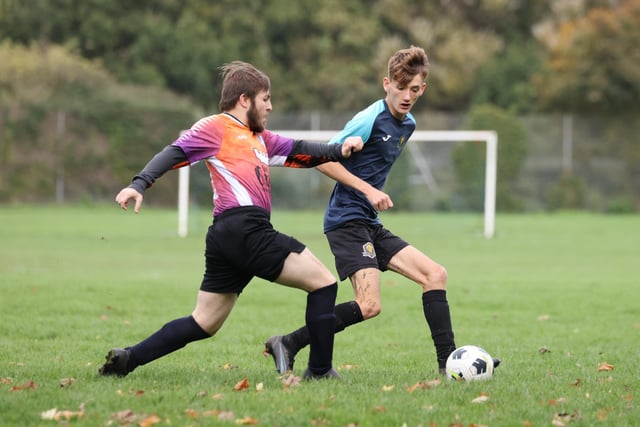 Fundraising (blue) v King George Rovers. Picture by Kevin Shipp