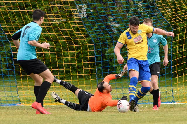 Action from Meon Milton (yellow) v Stubbington. Picture: Keith Woodland