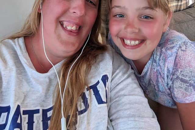 Sarah and Grace McElhinney.