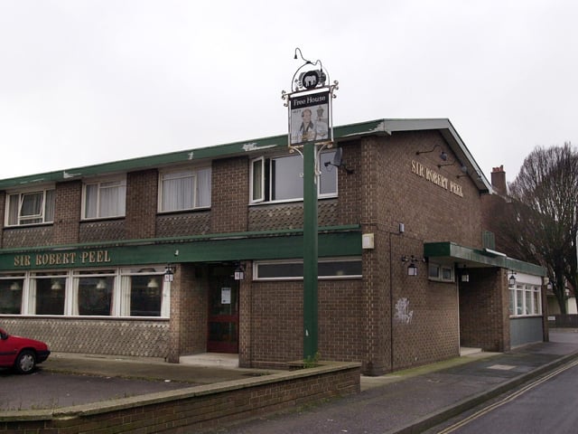 Built in 1967 as part of the Somers Town estate. In the 1990s Sir Robert Peel became a free house but closed in early 2004 as the long serving landlords retired. The pub was later demolished and a residential block of flats was built.