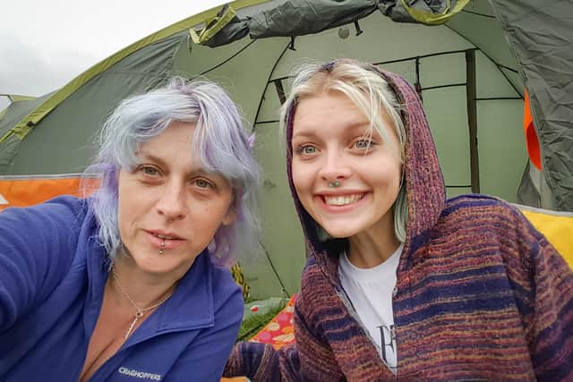 Fiona Hawke with her daughter, Porsche