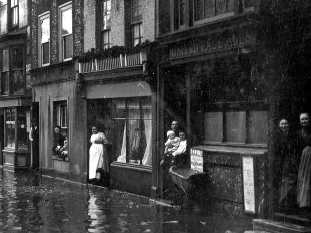 Broad Street, Old Portsmouth flooding. Undated
