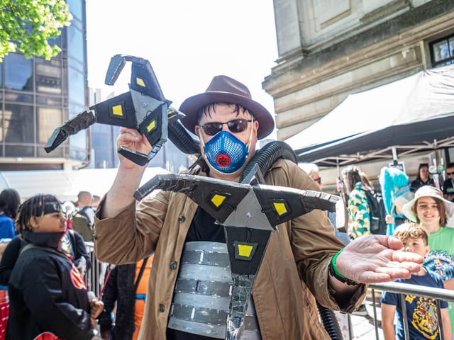 Portsmouth Comic Con 2023 at Portsmouth Guildhall on Saturday 3rd June 2023
Pictured: People dressed up at the event
Picture: Haibur Rahman