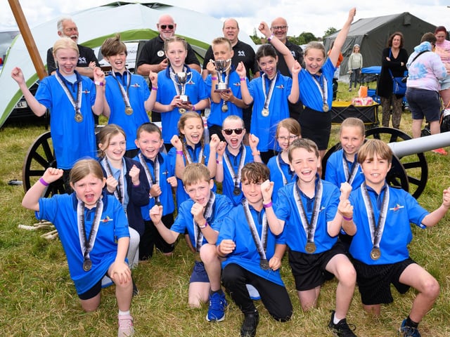 Pictured is: Lee on the Solent Juniors School Field gun Competition winnersPicture: Keith Woodland (080621-30)