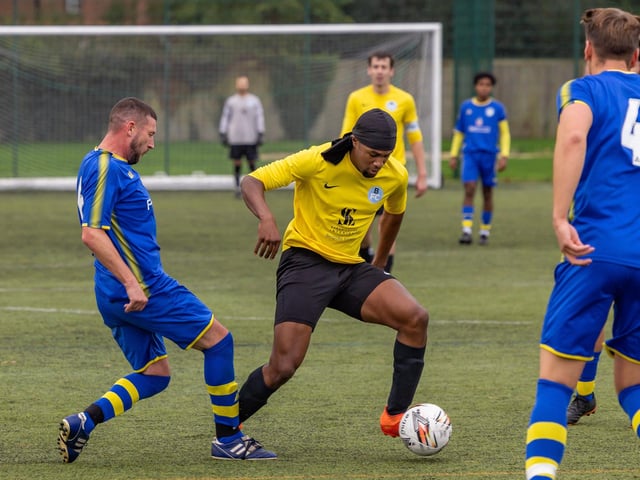 Burrfields (yellow) v Meon Milton Reserves. Picture: Mike Cooter