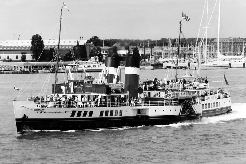 P S Waverley. The last sea-going paddle steamer in the world starts its first trip of the season in Portsmouth in September 1993. The News PP5413