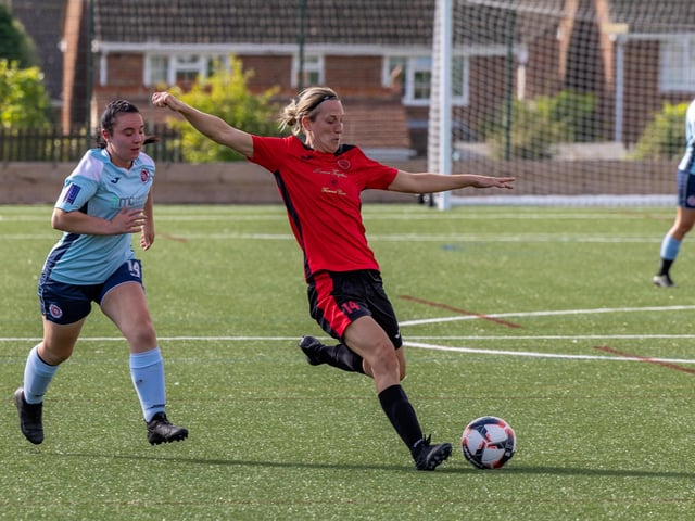 Widbrook (red) v Poole. Picture: Mike Cooter