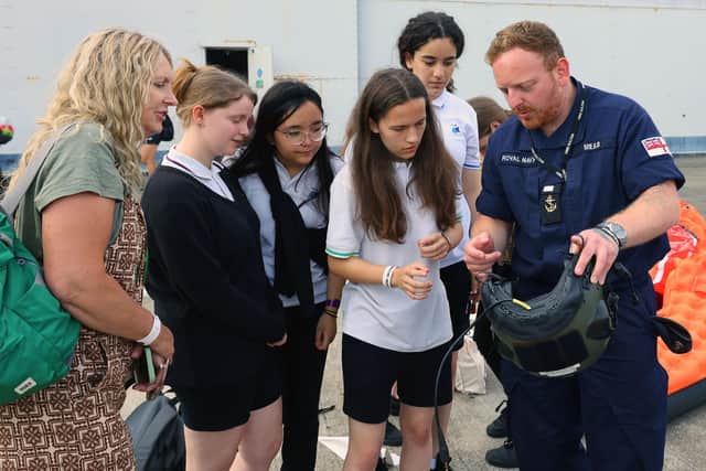 Secondary school pupils complete STEM based activities with RN Air Engineers at SULSTEMIC