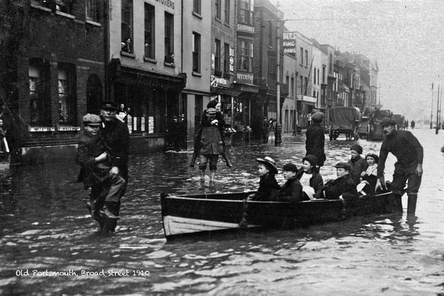 Flooding in Broad Street 1910. Picture: Paul Costen  collection
