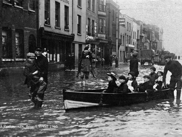 Flooding in Broad Street 1910. Picture: Paul Costen collection