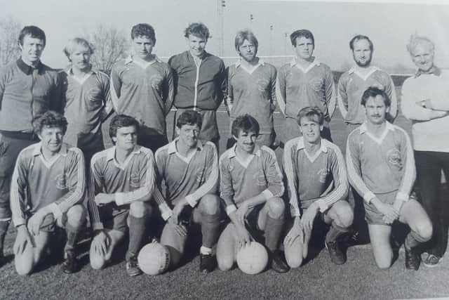 Clanfield, April 1984. Back (from left): Hank Hancox (manager), David Smith, Simon James, Kevin Borlass, Stan Male, Anthony Butt, ‘Polly’ Purkis, Bill Rayner (secretary). Front: Derek Greves, Kevin Rabbets, David Mew, Olly Hughes, Kev Gibbons, Phil Clifford.