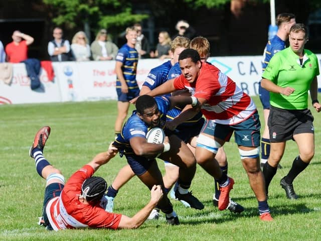 Havant (red/white) won 40-34 at Worthing Raiders. Picture: Stephen Goodger.