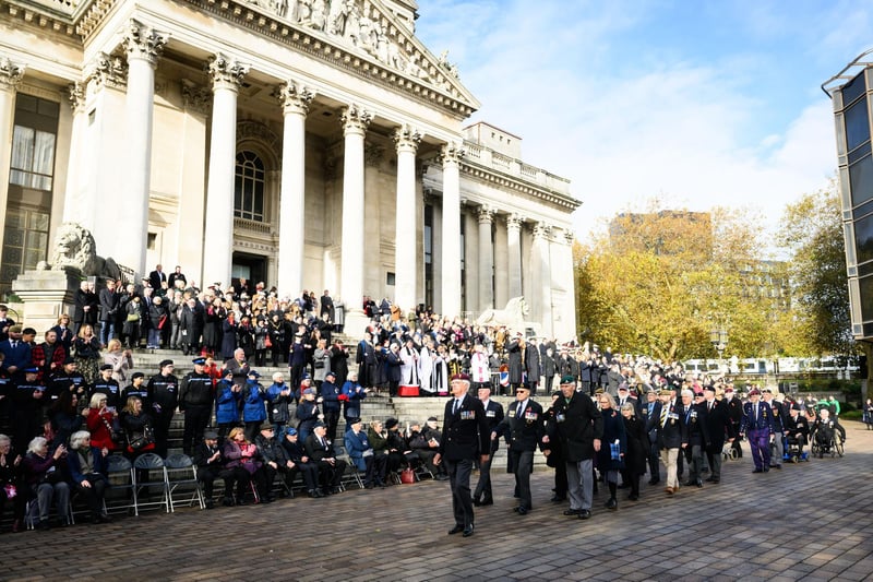Pictured is: Veterans are cheered and clapped off the parade
Picture: Keith Woodland (121121-233)