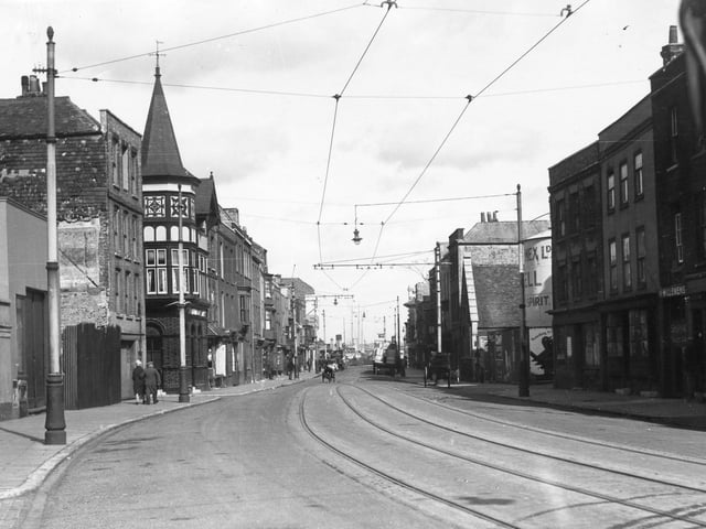 Broad Street, Old Portsmouth, pre-war. Picture: The News PP1376