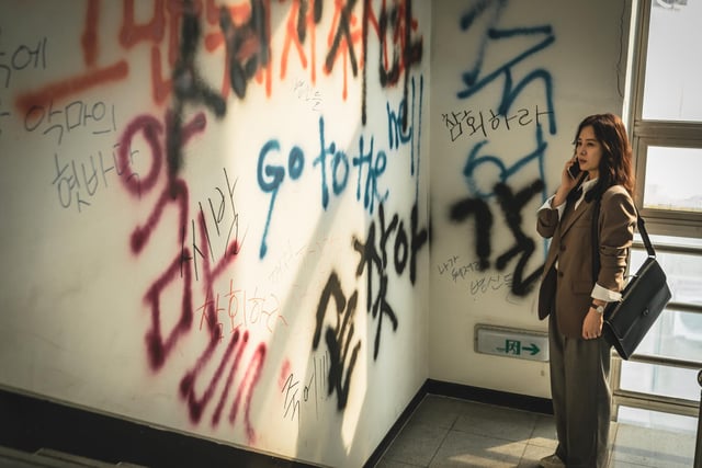 Sure to be another Netflix hit, Hellbound is a story about otherworldly beings who appear out of nowhere to issue a decree and condemn individuals to hell.