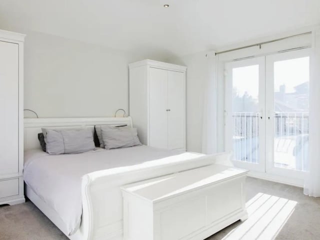 This property is ideal for someone looking for a large home that has been designed to a high specification.