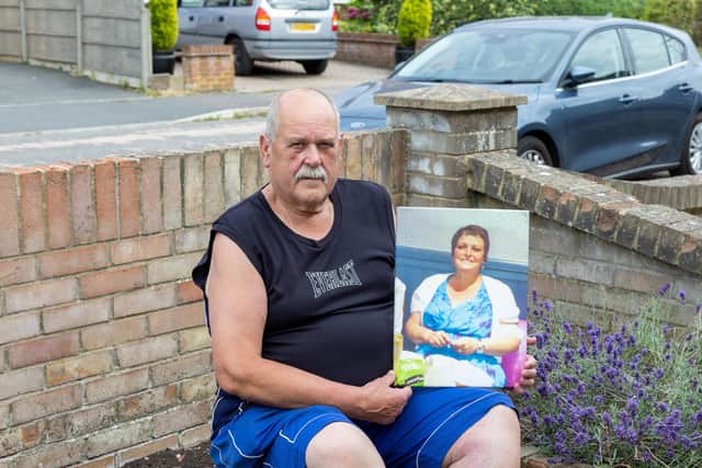 Garry Hurry (66) with a picture of his late wife Lynda, who died from ovarian cancer aged 52. Picture: Mike Cooter (120722)