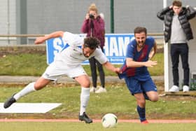 Dec Seiden, right, pictured in action for US Portsmouth in their run to the semi-finals of the FA Vase in 2021.
Picture: Keith Woodland