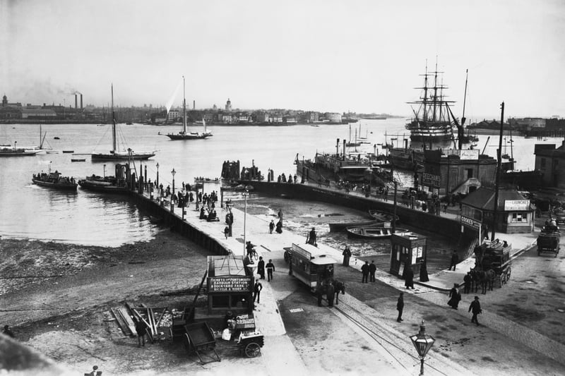 Portsmouth Harbour, situated on Portsea Island in Hampshire, circa 1890. (Photo by F. J. Mortimer/Hulton Archive/Getty Images)