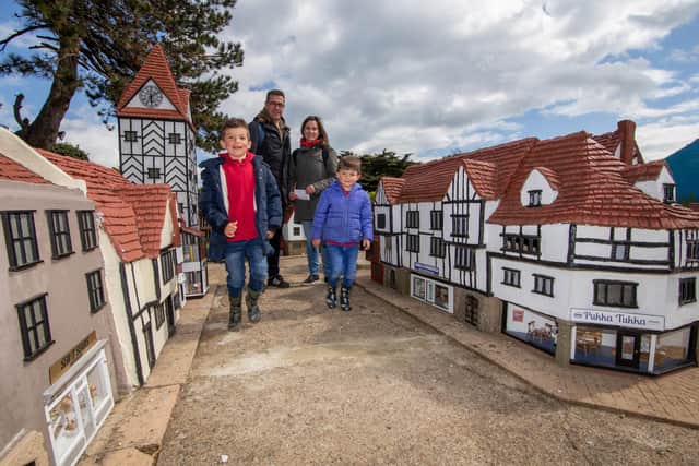 The Big reopening

Pictured: Jose Martin and wife Maria with their sons Victor and Alex in Model Village, Southsea, Portsmouth on 12 April 2021

Picture: Habibur Rahman