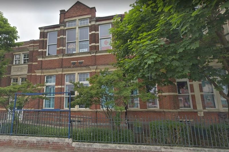 This primary school in Eastney Road has a 5 star rating on Google Reviews.