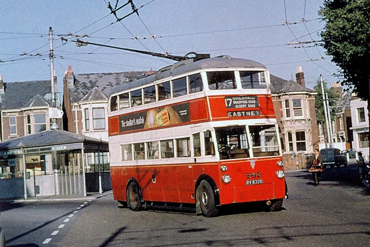 1900 Bus 22 pictures of Portsmouth buses through the years - from the 1900s to 2000s