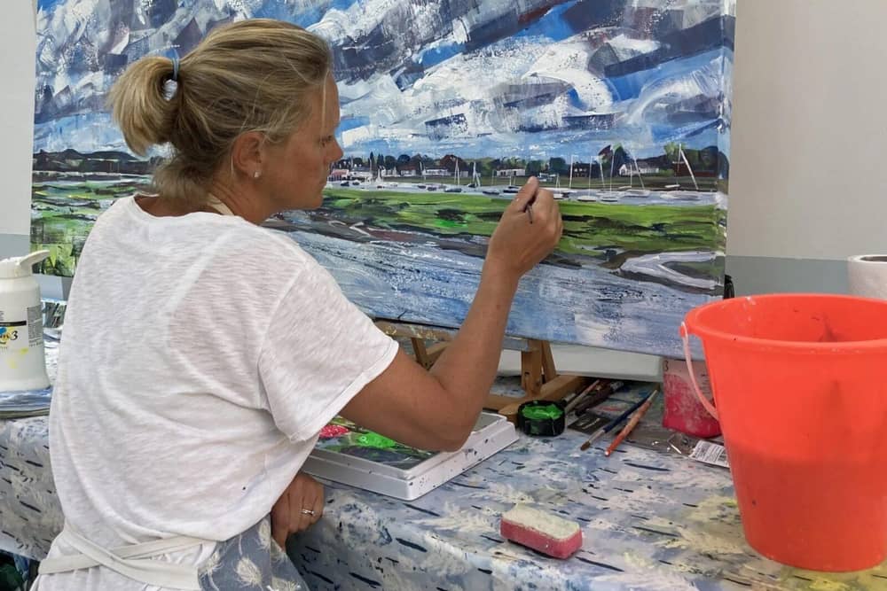 Nadia Day painting