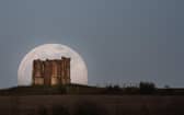 Towering Super Moon by Richard Murray
Celestial beauty of Dark Night Skies captured in National Park's astrophotography contest