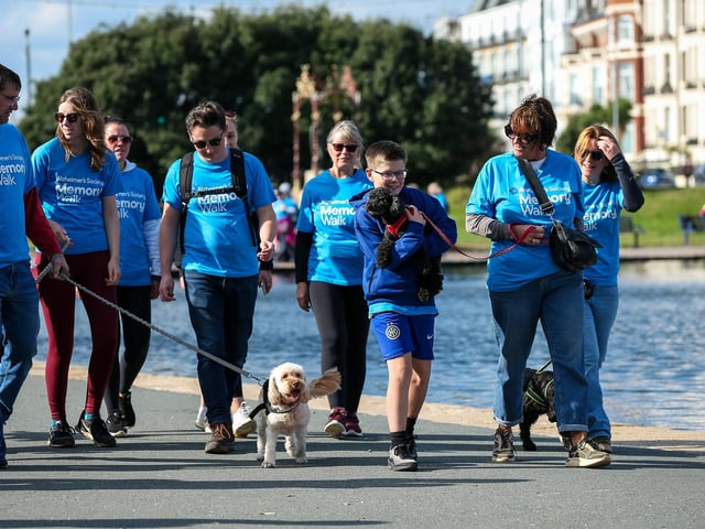 Alzheimer's Society Memory Walk, Canoe Lake, SouthseaPicture: Chris  Moorhouse (051024-048)