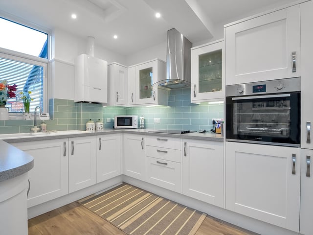 The kitchen at Kededa