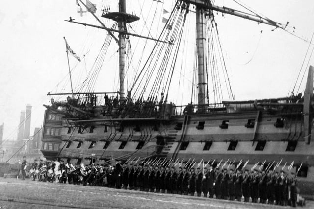 HMS 'Victory, Portsmouth. (Photo by Hulton Archive/Getty Images)