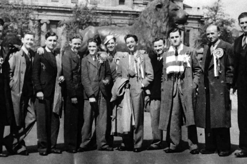 Airspeed lads plus a sailor friend pose in Trafalgar Square in 1942. All in suits and ties.
Picture: Len Durrant collection