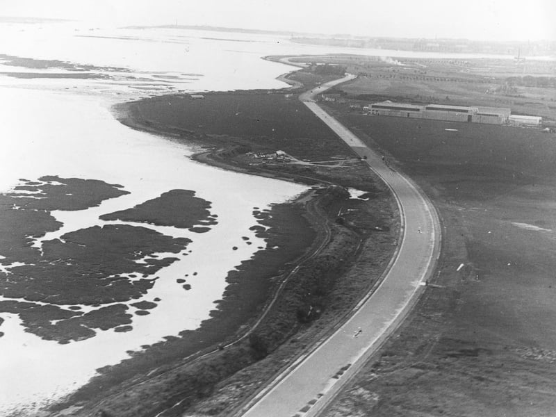 An aerial view of Eastern Road before the construction works, 1936. The News PP4204