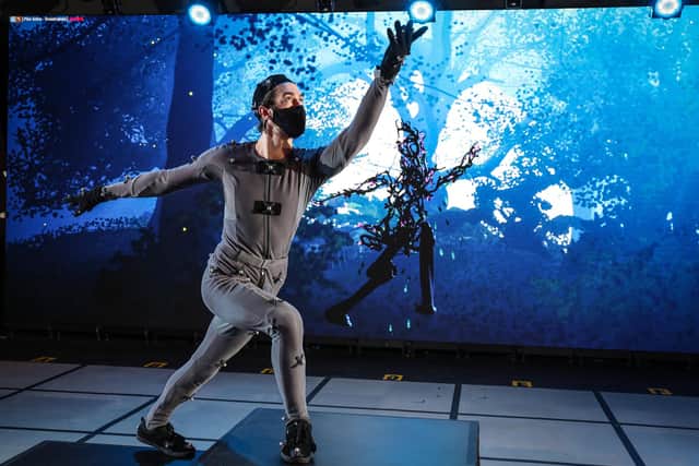 A Royal Shakespeare Company performance will broadcast next month by the Guildhall and the University of Portsmouth