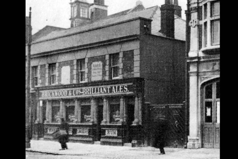 Shipwrights pub at Landport, now long gone.
