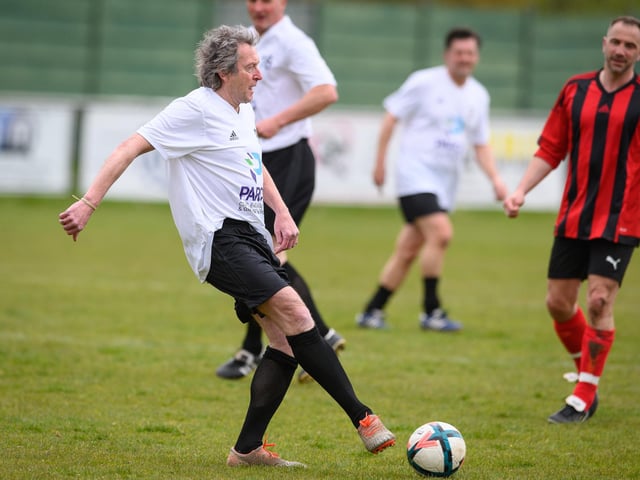 Action from the Jon Gittens memorial charity match between a team of former Fareham Town players and a side of ex-Pompey and Southampton professionals. Picture: Keith Woodland (160421-759)
