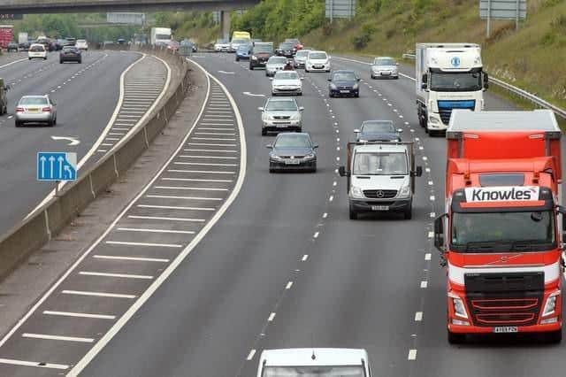 M27 Picture: Chris Moorhouse (jpns 040522-25).