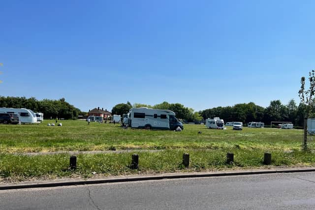 Travellers in Nobes Avenue, Gosport