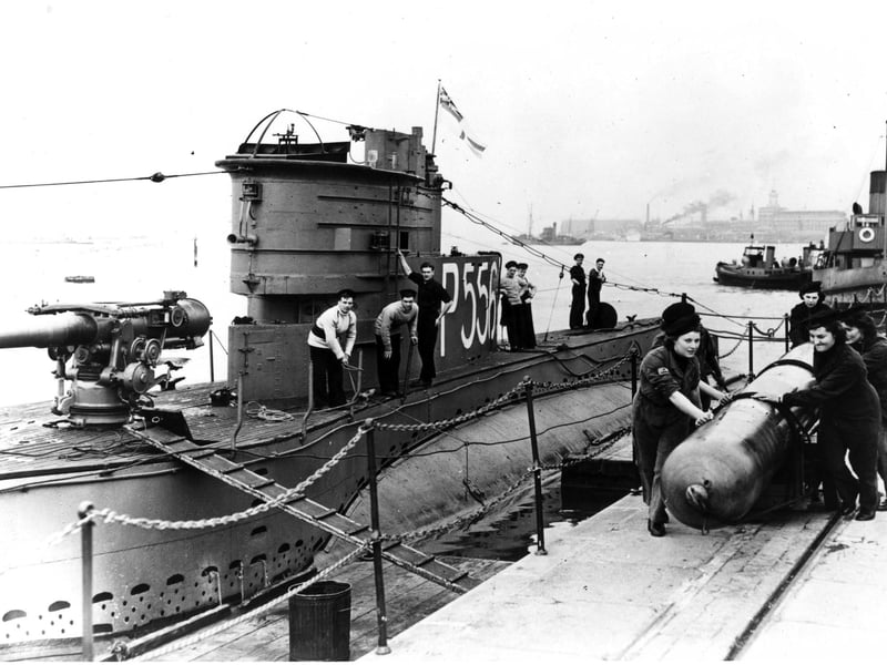Wrens loading torpedoes at HMS Dolphin in World War II
